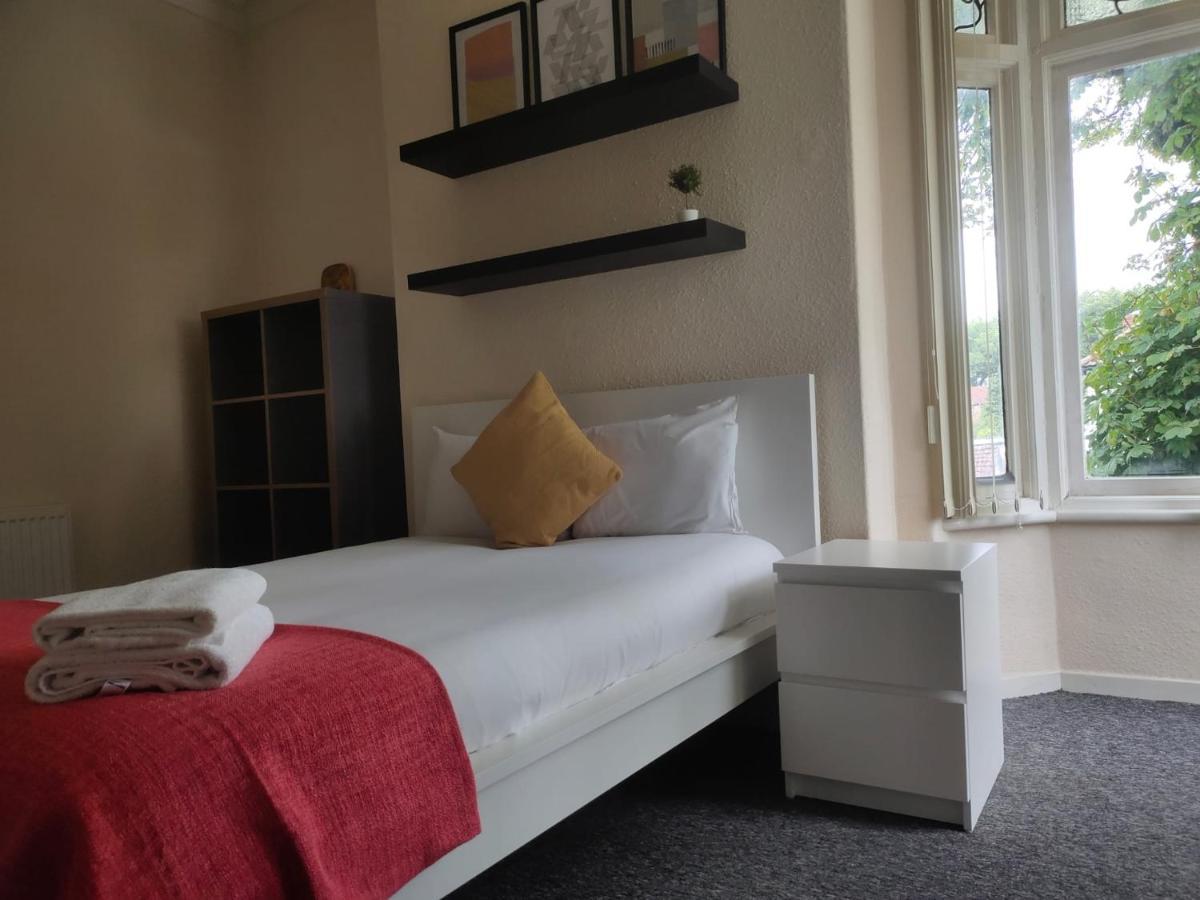 Abbeyfield Guesthouse Ливърпул Екстериор снимка