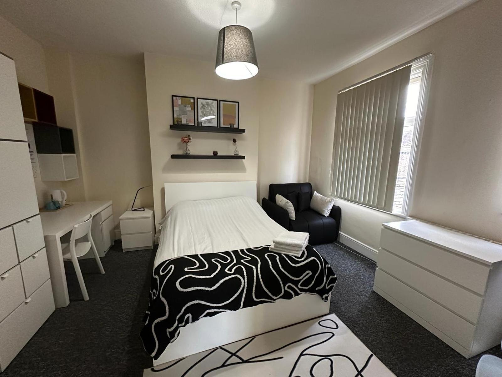 Abbeyfield Guesthouse Ливърпул Екстериор снимка